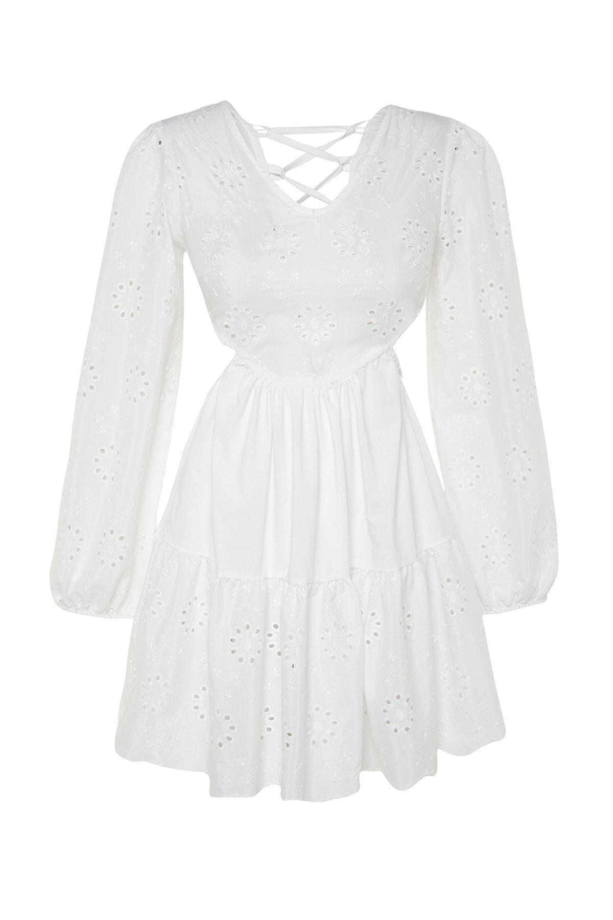 White Floral V-Neck Smock Dress, , large image number 6