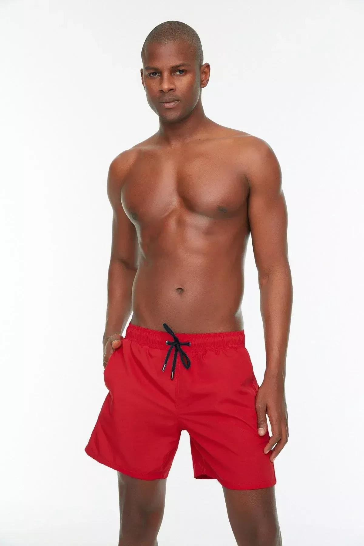 شورت سباحة سادة بخصر متوسط الارتفاع، أحمر, Red, large image number 1
