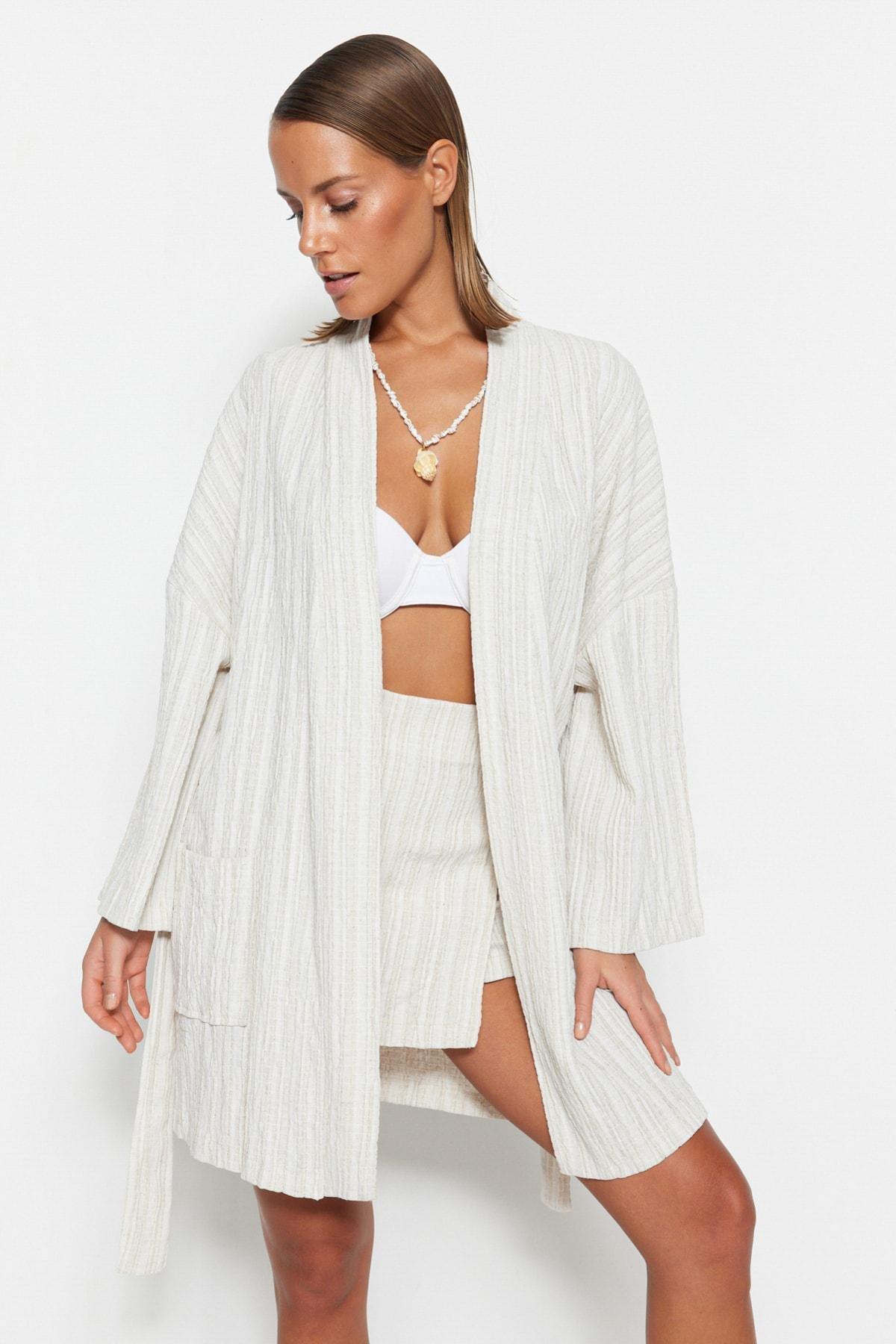 Trendyol - Cream Shawl Collar Kimono