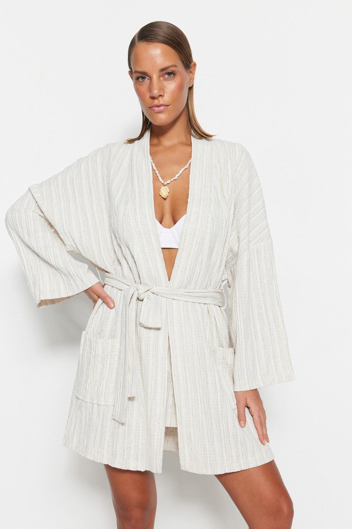 Trendyol - Cream Shawl Collar Kimono