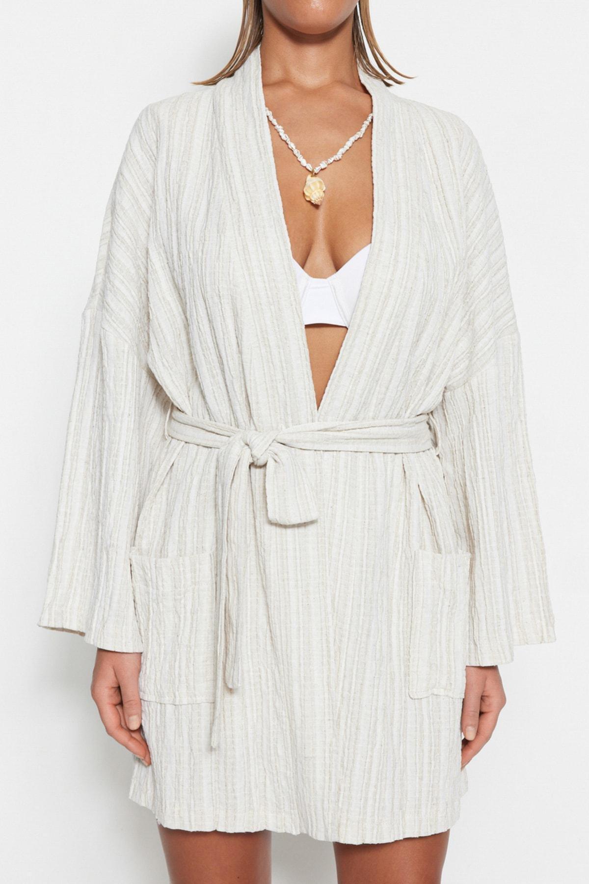 Trendyol - Cream Shawl Collar Kimono