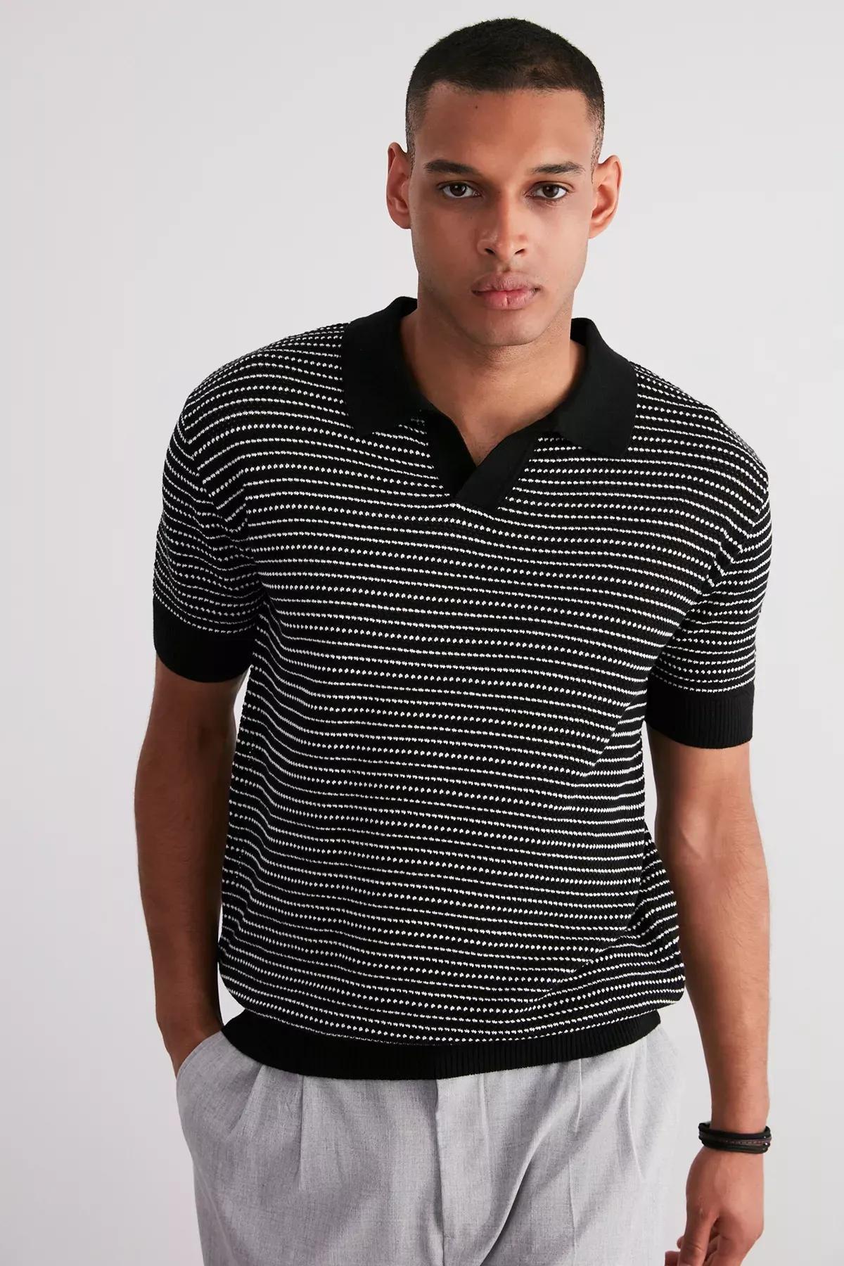 Black Relaxed Polo Neck Knitted T-Shirt, , large image number 1