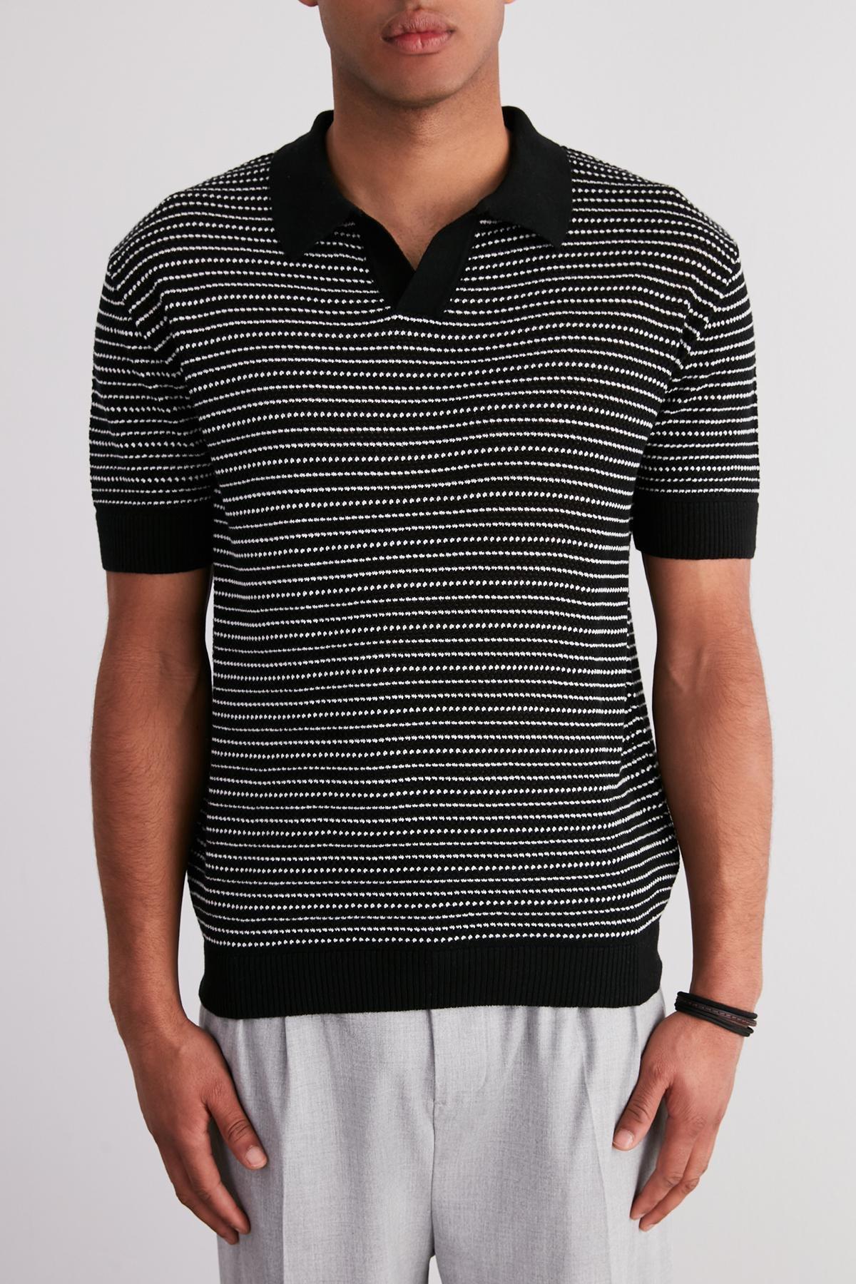 Black Relaxed Polo Neck Knitted T-Shirt, , large image number 4
