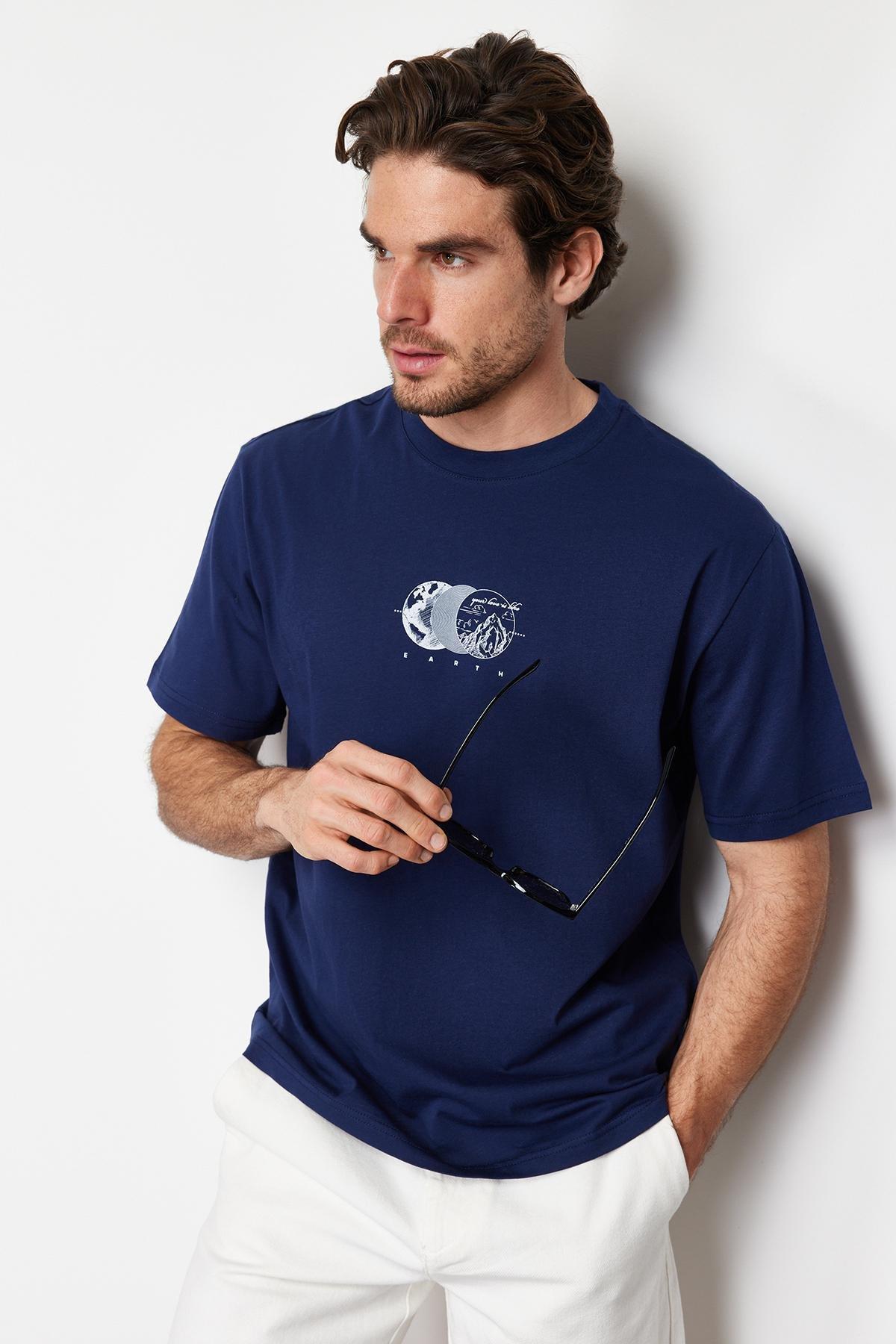 Navy Printed T-Shirt, , large image number 1