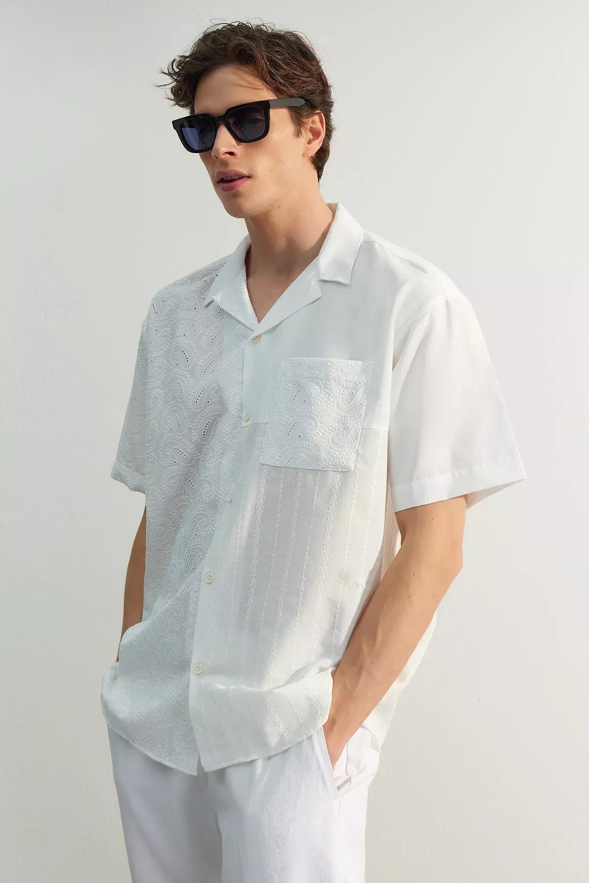 White Pattern Oversize Shirt, White, medium