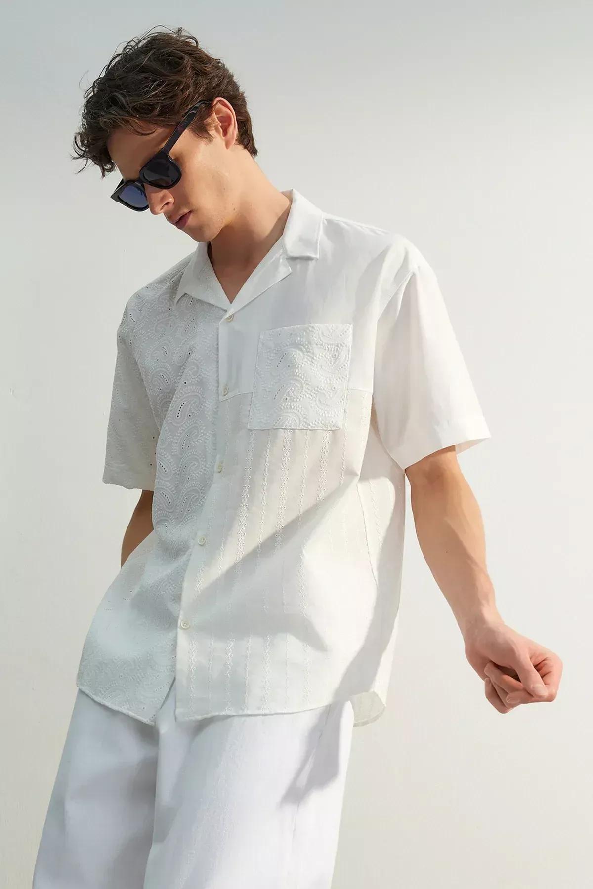 White Pattern Oversize Shirt, White, medium