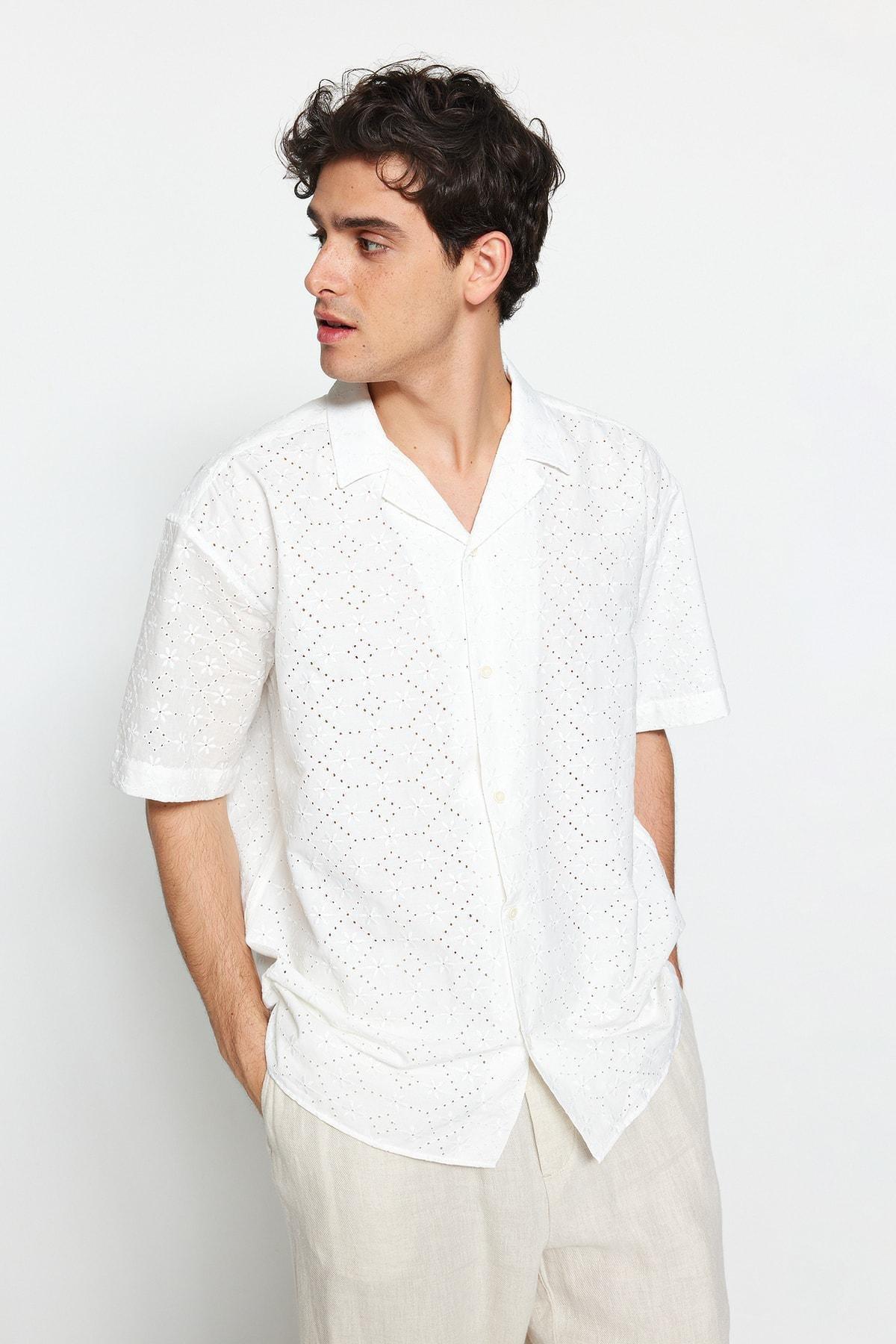 White Floral Oversize Apache Collar Shirt, , large image number 0