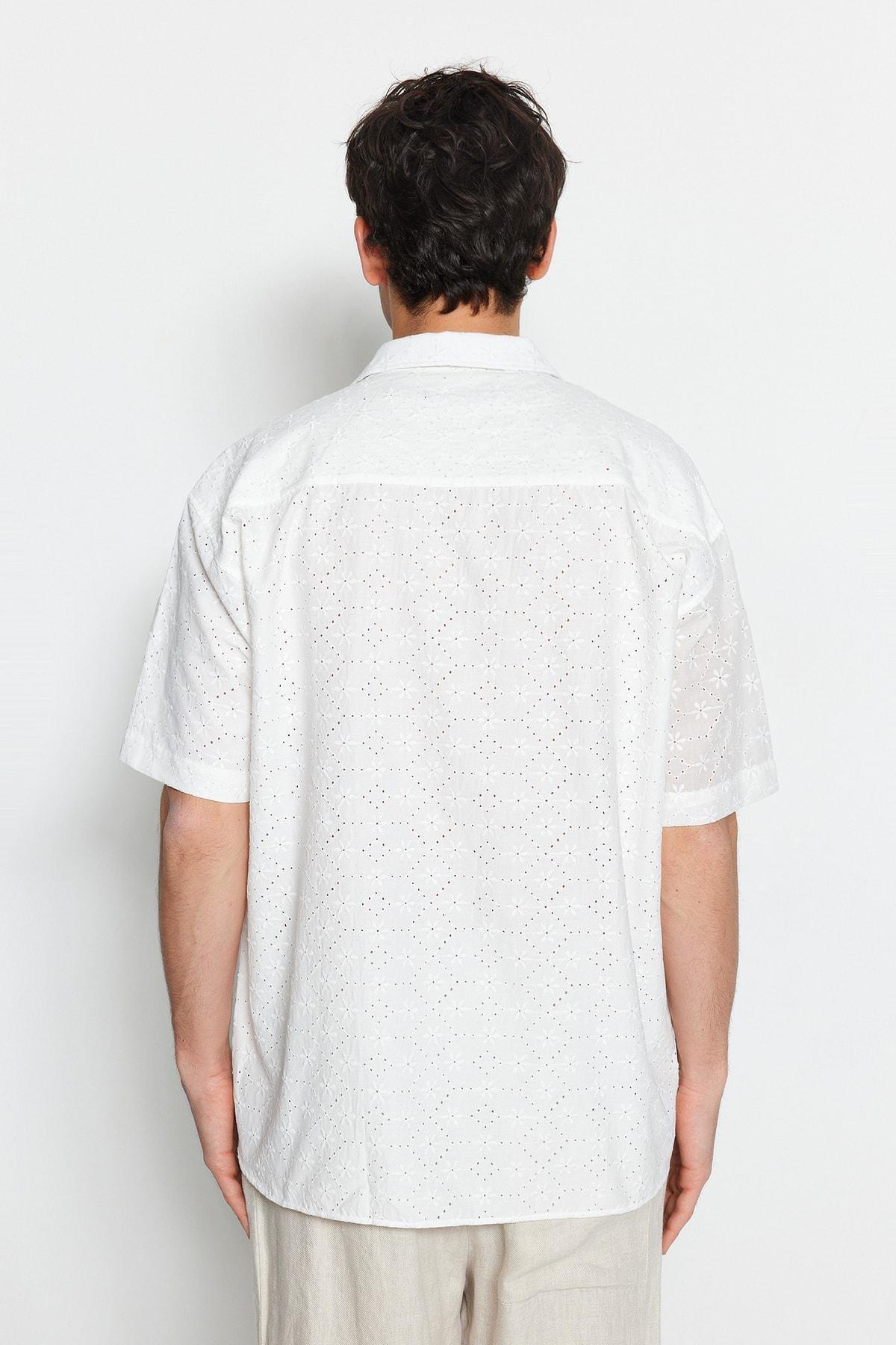 White Floral Oversize Apache Collar Shirt, , large image number 4