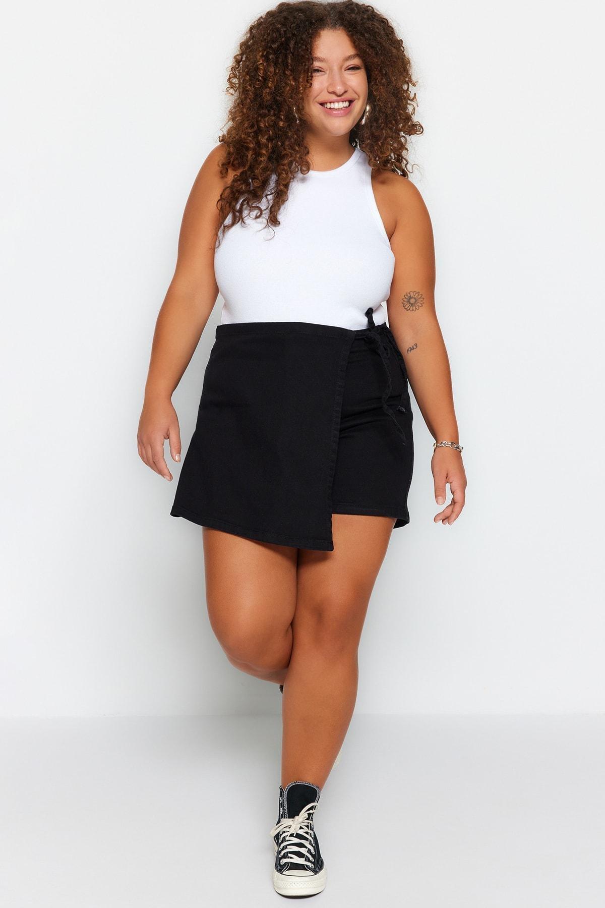 Black High Waist Plus Size Shorts, , large image number 5