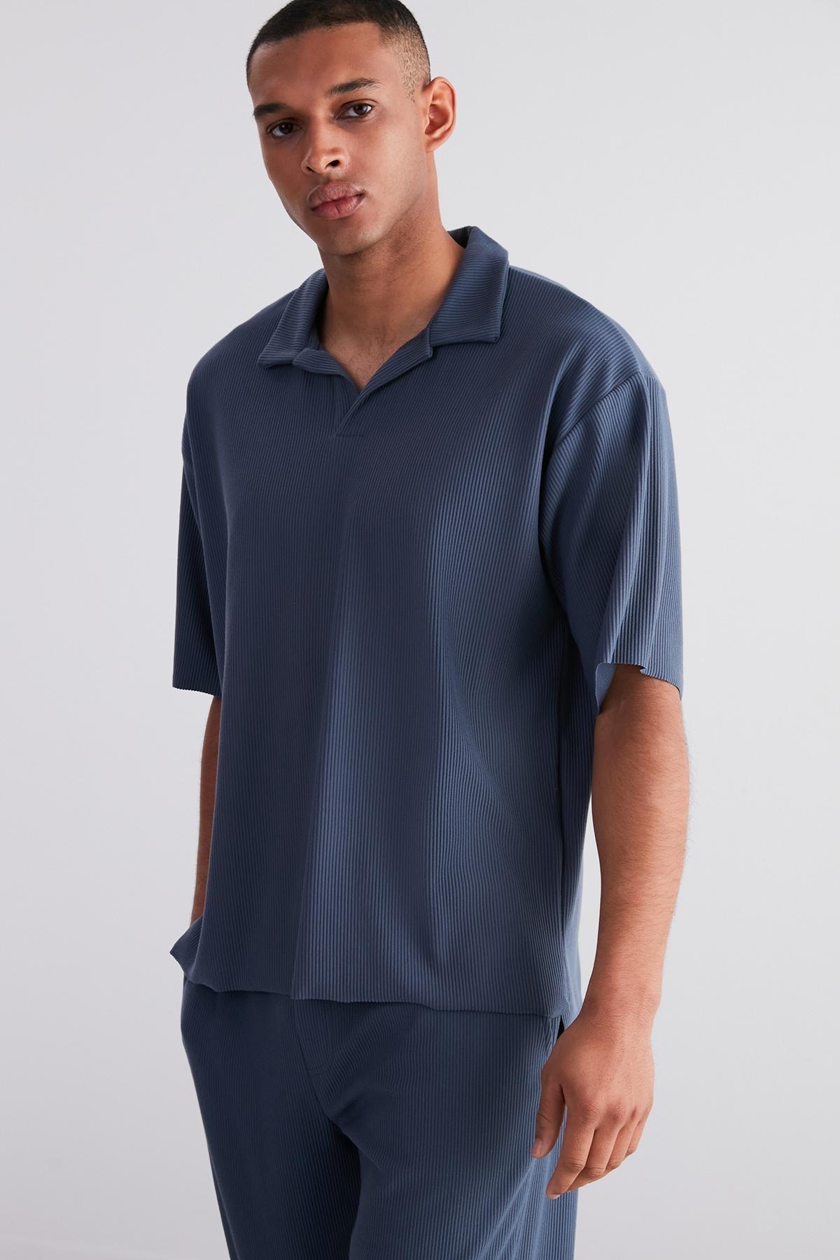 Blue Oversized Textured Collared T-Shirt, , large image number 1