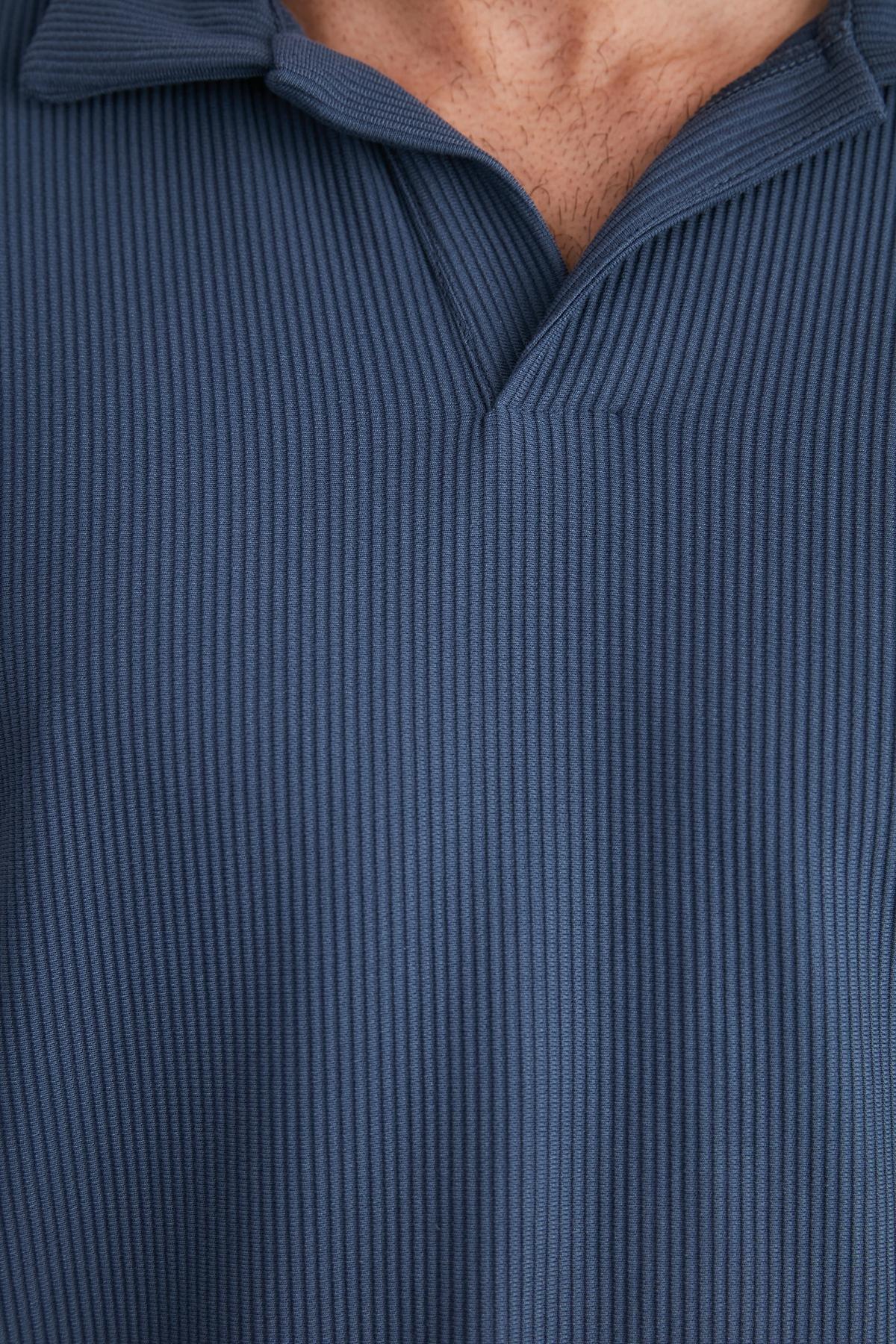 Blue Oversized Textured Collared T-Shirt, , large image number 4