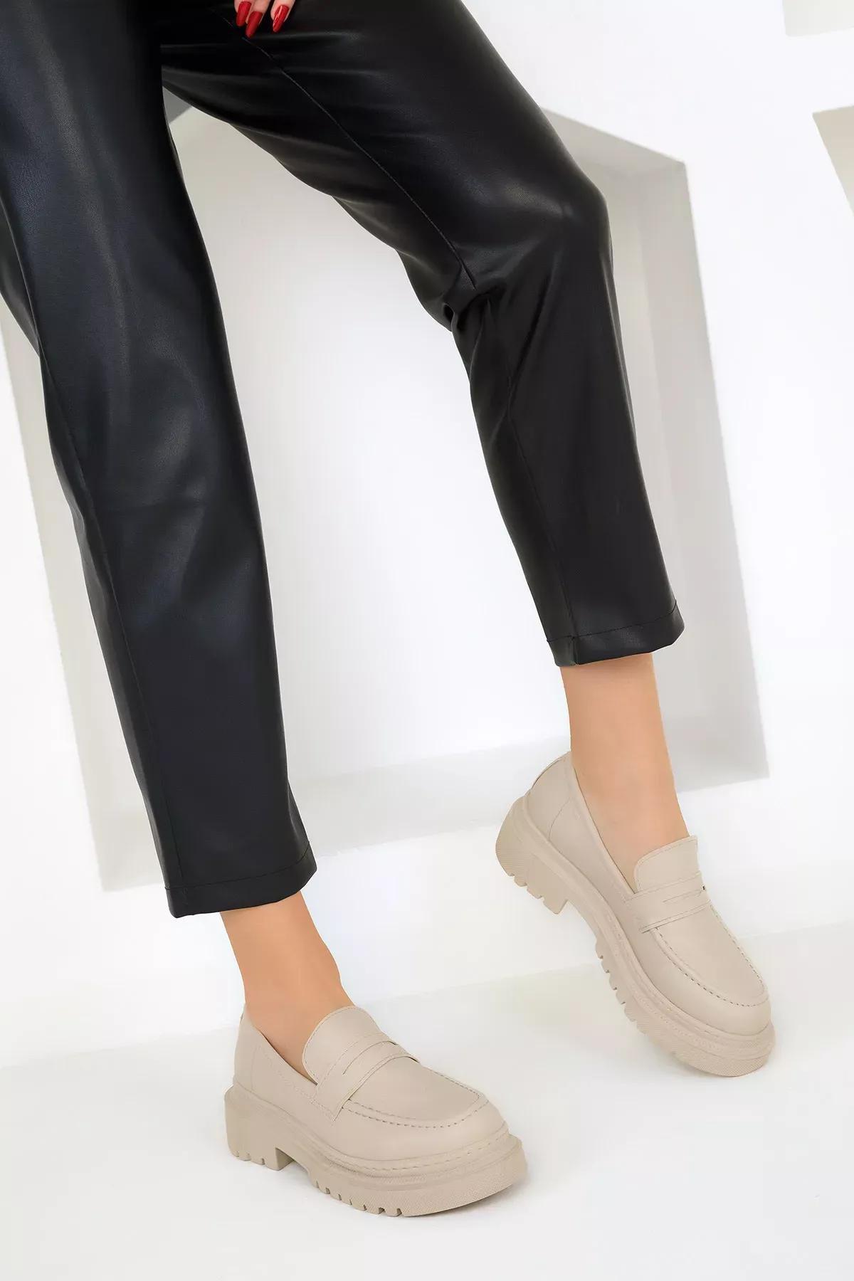 SOHO - Beige Casual Shoes