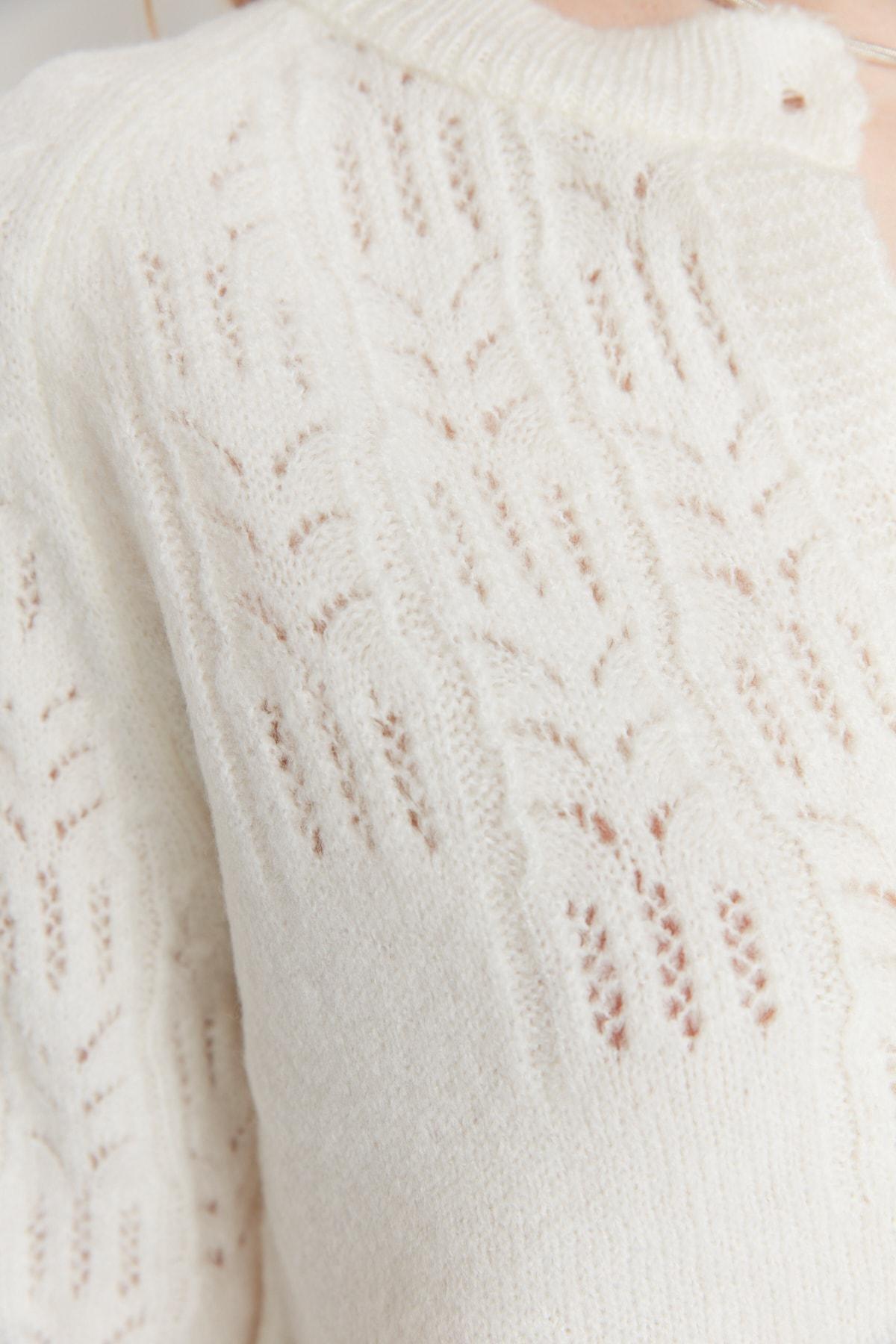 White Regular Cardigan, , large image number 2