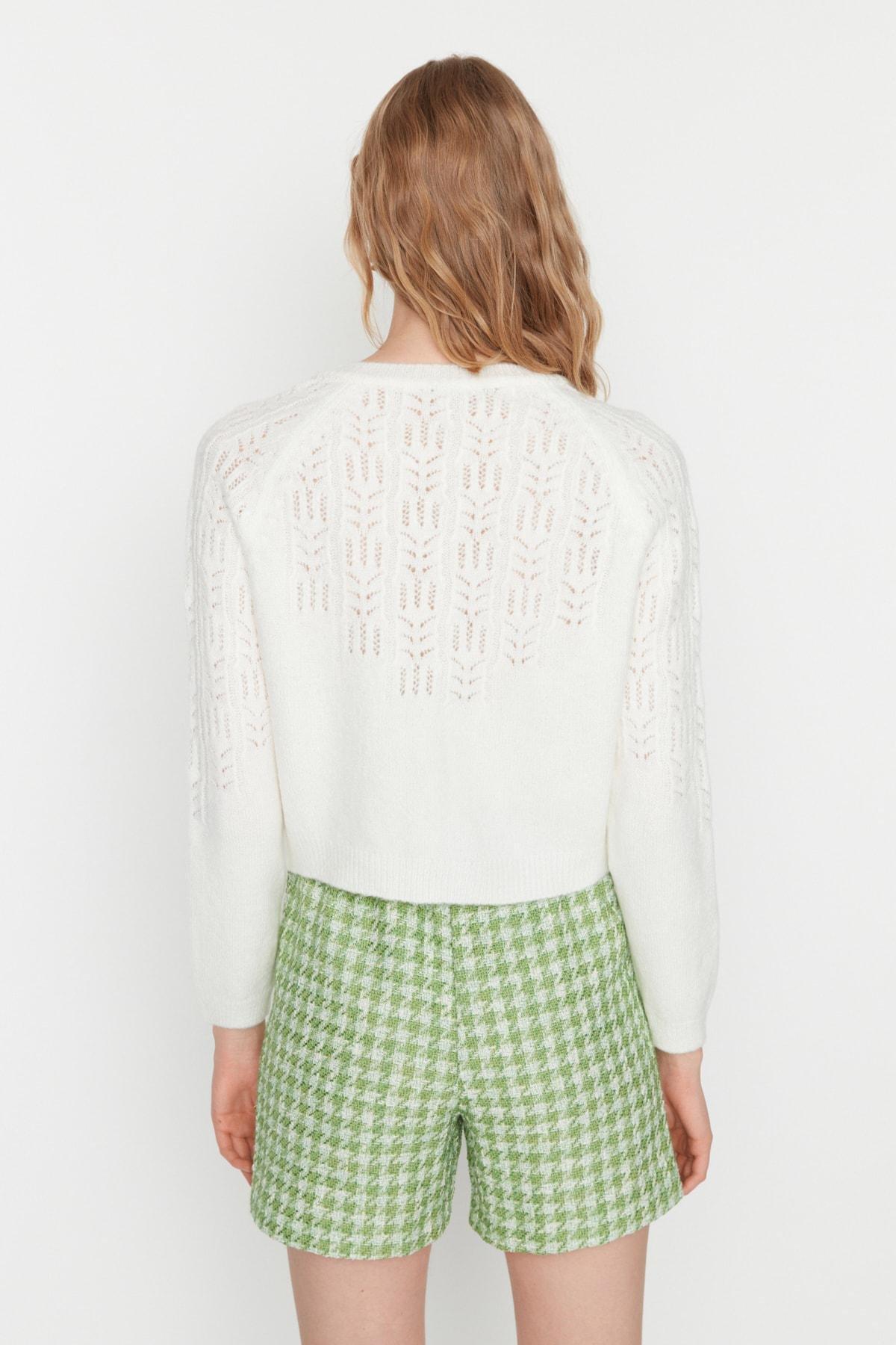 White Regular Cardigan, , large image number 3