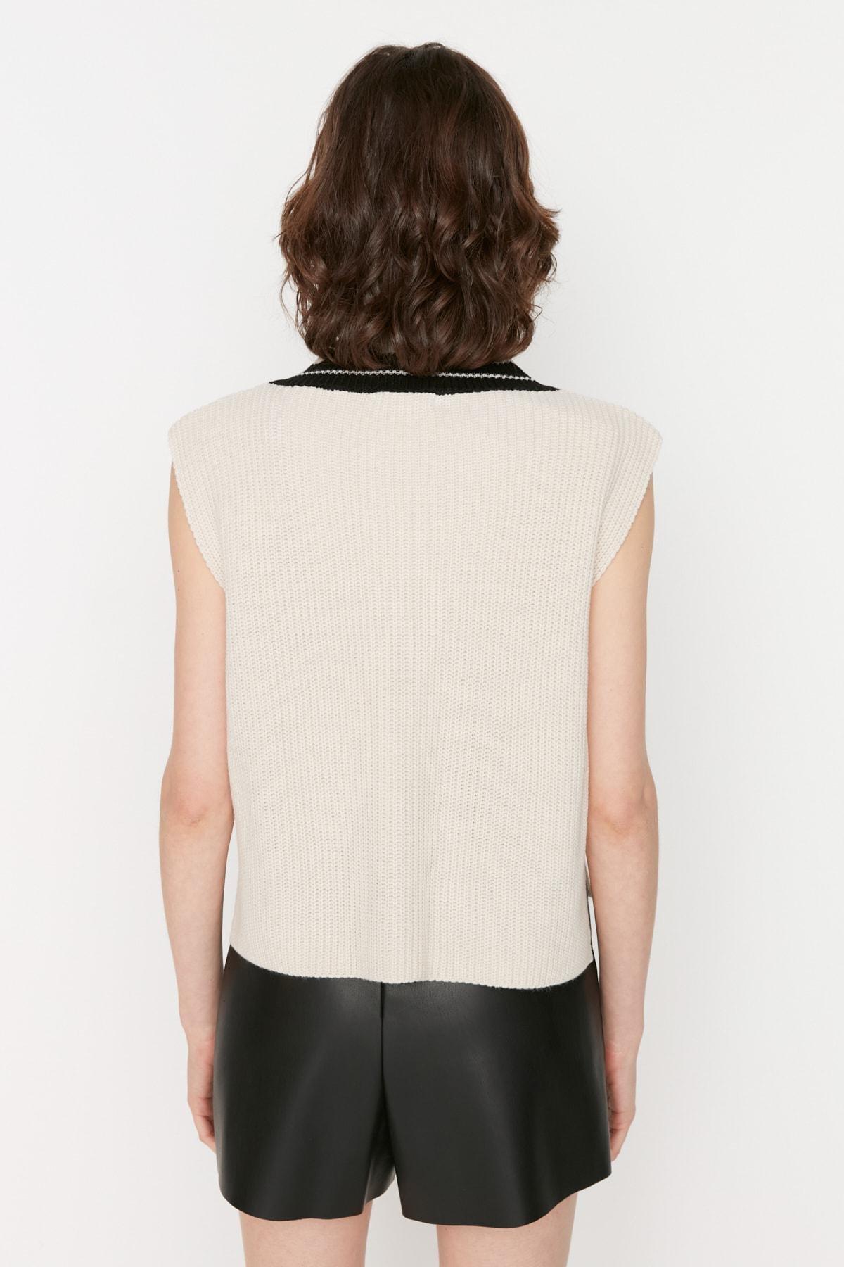 Beige V Neck Sweater Vest, , large image number 4