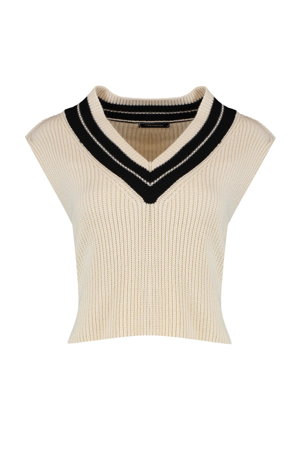 Beige V Neck Sweater Vest, , large image number 5