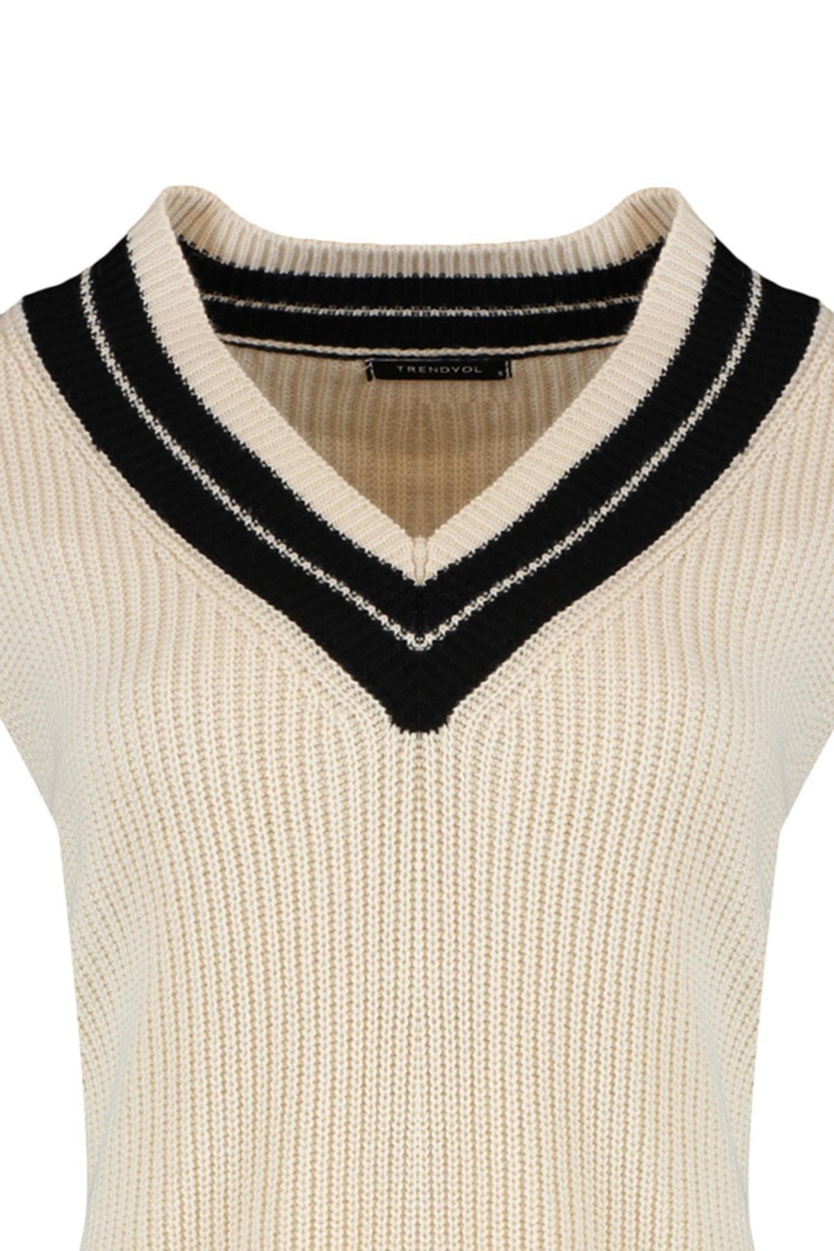 Beige V Neck Sweater Vest, , large image number 6