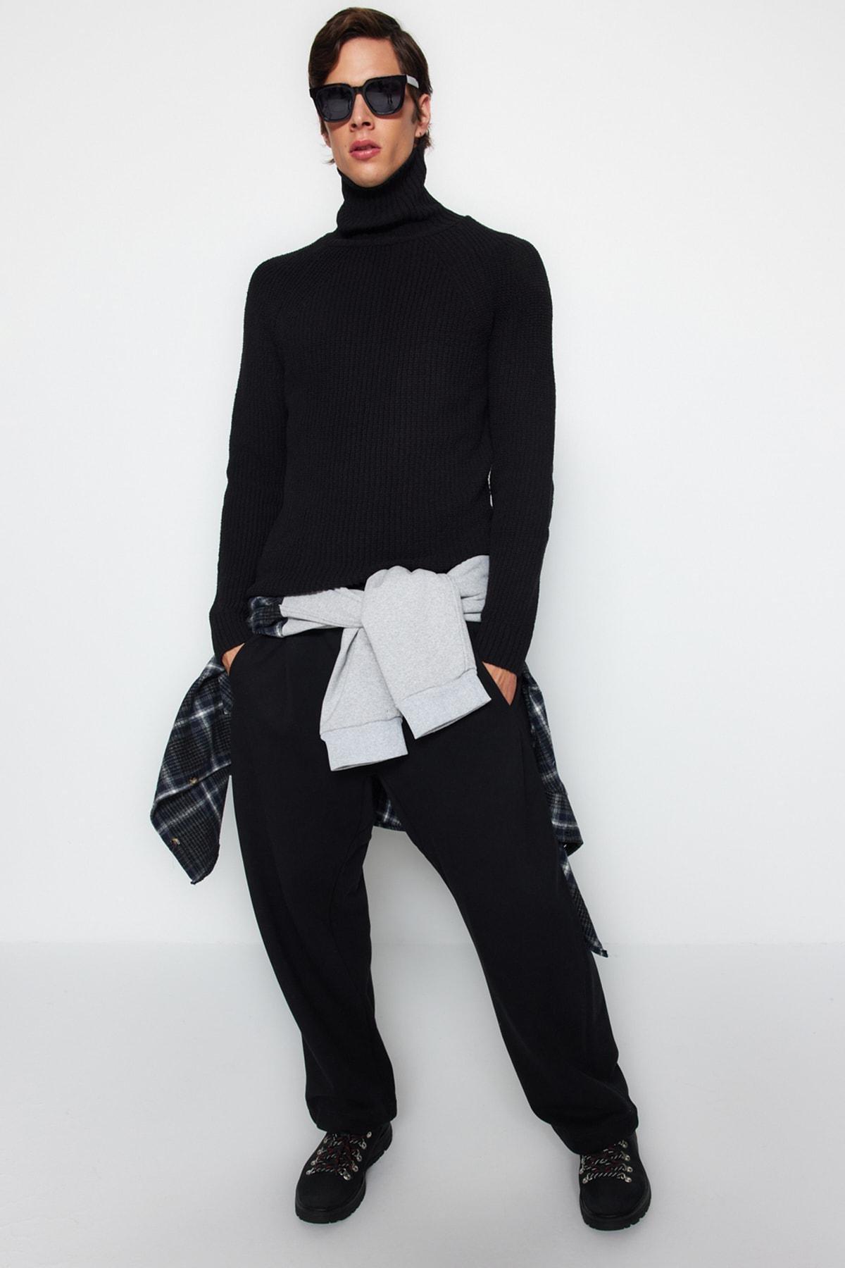 Black Knitwear Sweater, , large image number 0