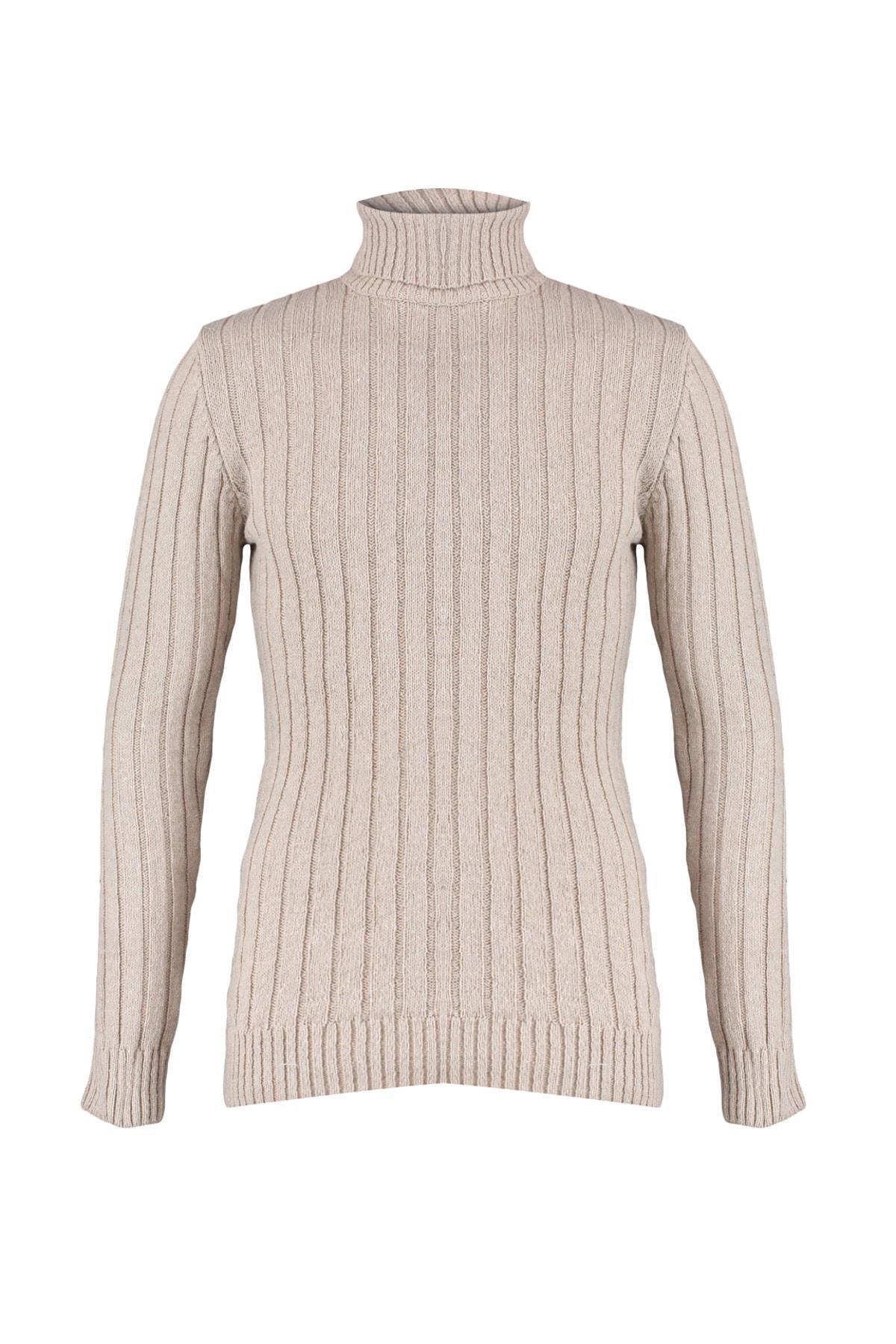 Beige Turtleneck Sweater, , large image number 5
