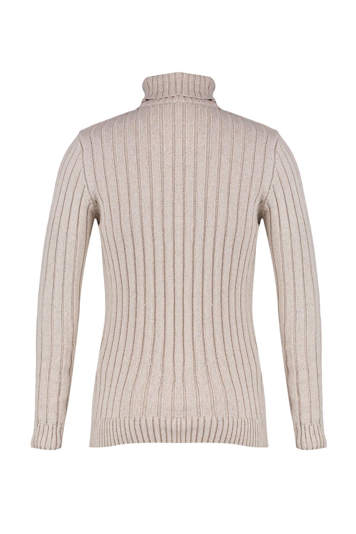 Beige Turtleneck Sweater, , large image number 7