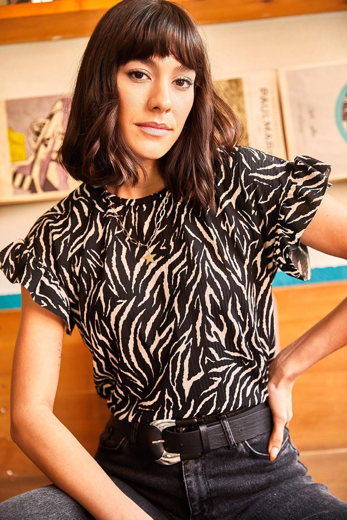 Black Zebra Sleeves Frilly T-Shirt, , large image number 2