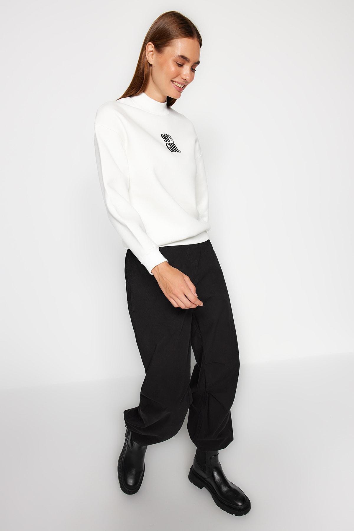 White Regular Sweatshirt, , large image number 1