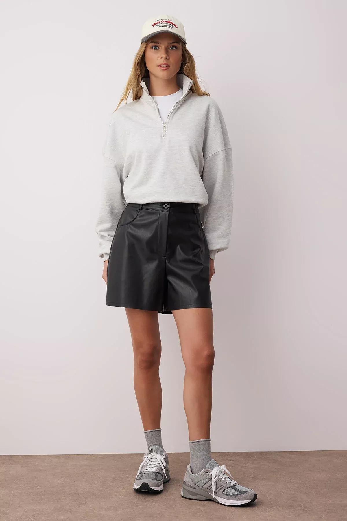 Black High Waist Shorts, Black, large image number 4