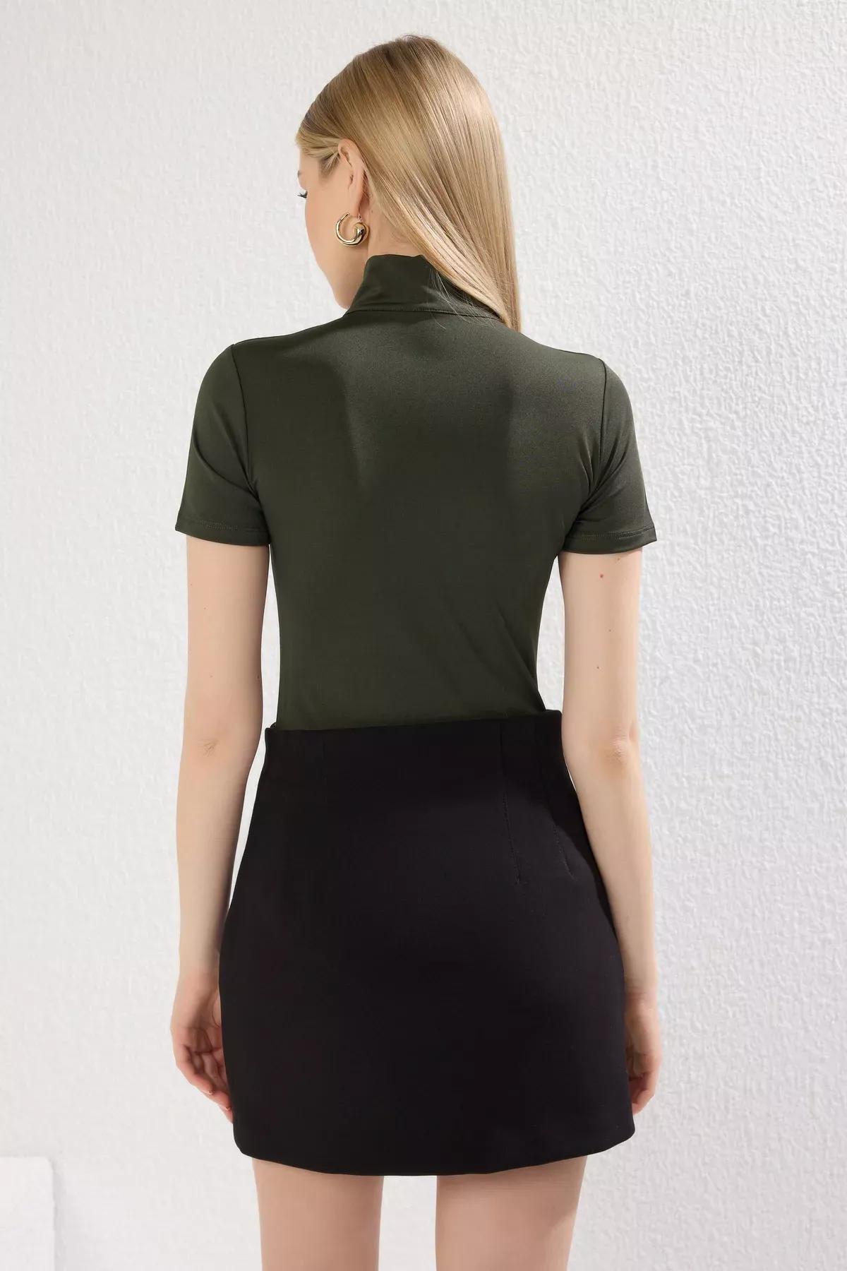 Green Zippered Upright Collar Snap Bodysuit, , large image number 3