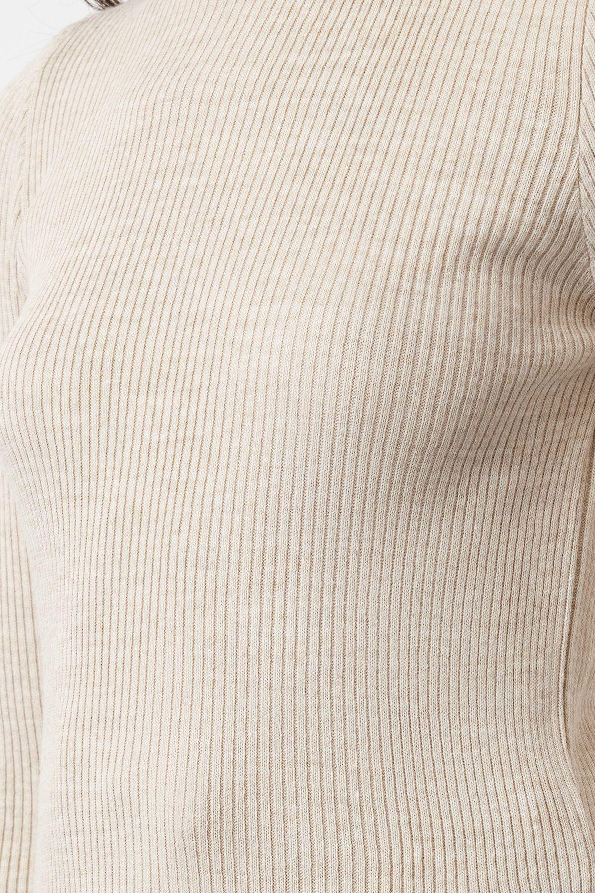 Brown Basic Turtleneck Knit Sweater, , large image number 3