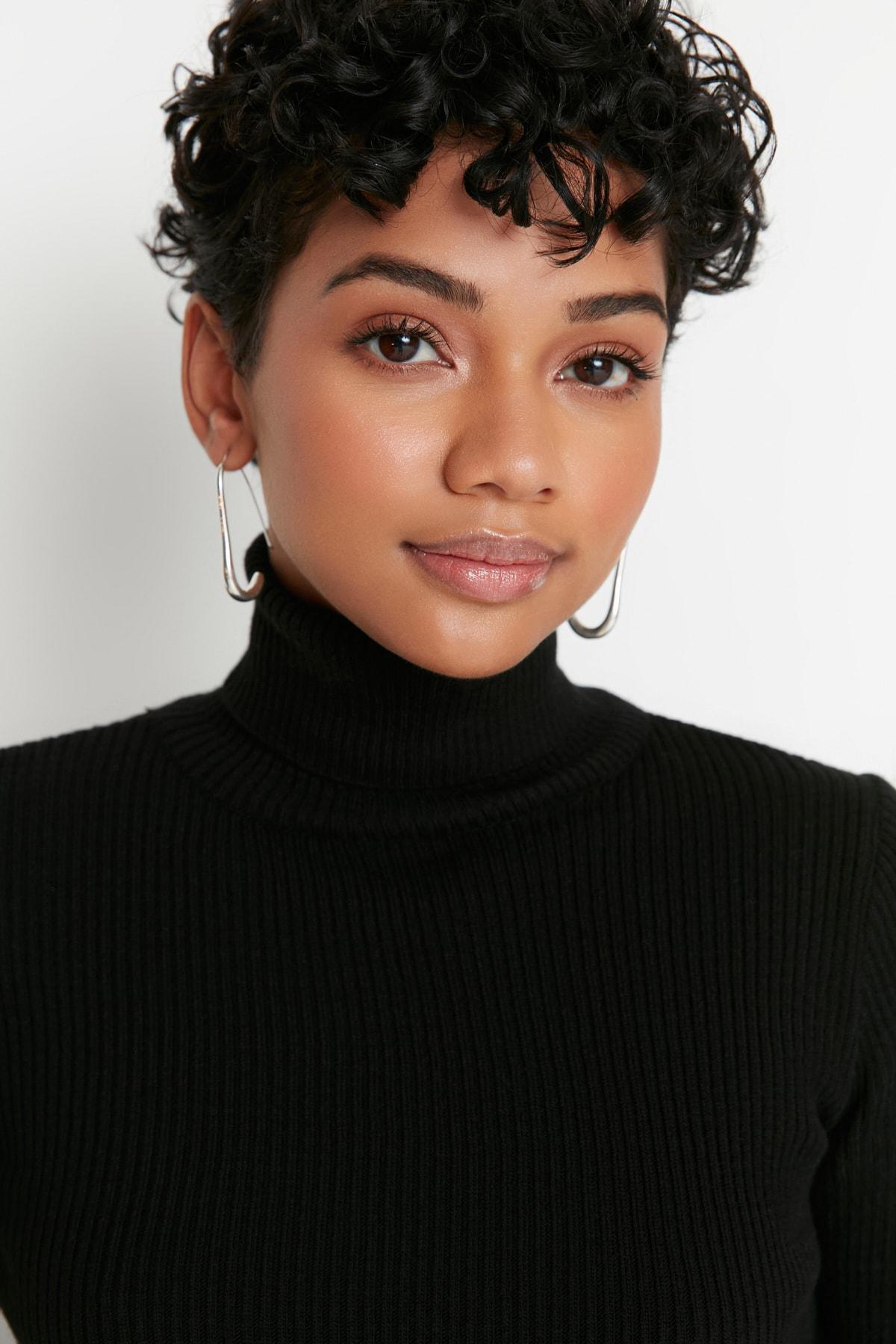 Black Regular Turtleneck Sweater, Black, large image number 3