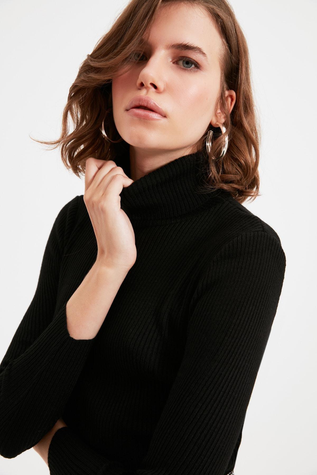 Black Regular Turtleneck Sweater, Black, large image number 5