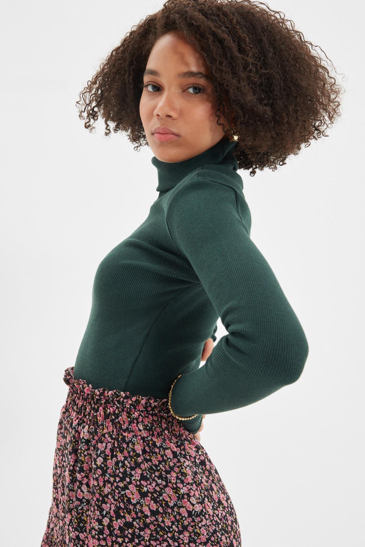 Green Turtleneck Ribbed Blouse, Green, large image number 7