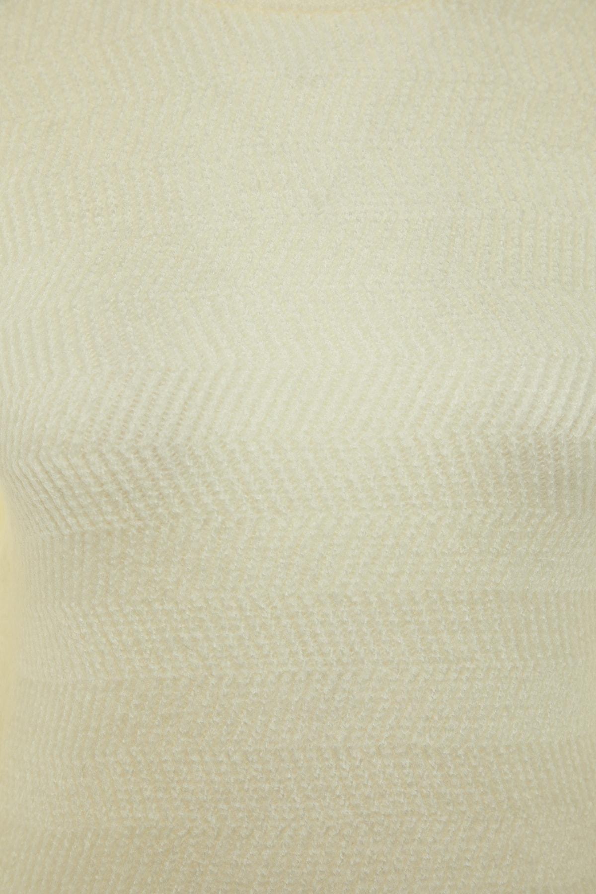 Trendyol - White Regular Sweater