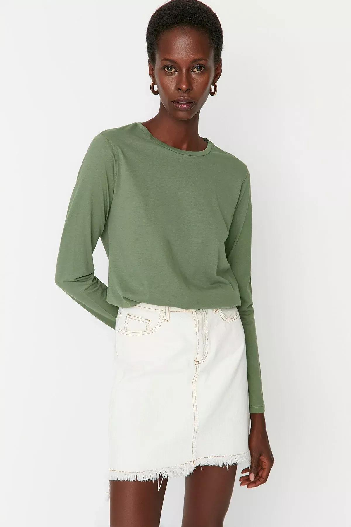 Green Regular Crew Neck Tshirt, , large image number 3