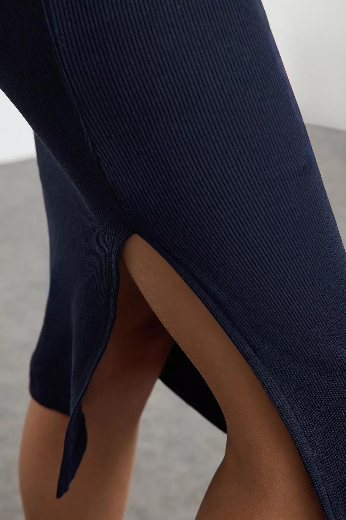 Navy Crew Neck Midi Ribbed Knitted Dress, , large image number 3