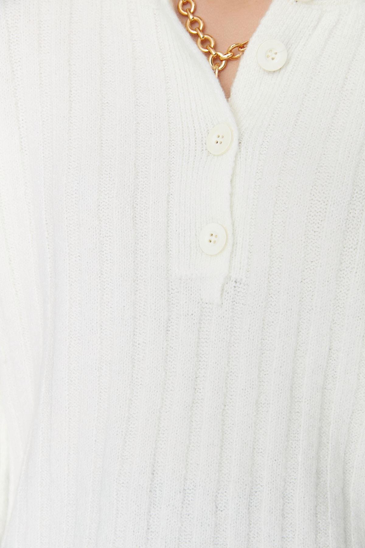 White Oversize Sweater, , large image number 3