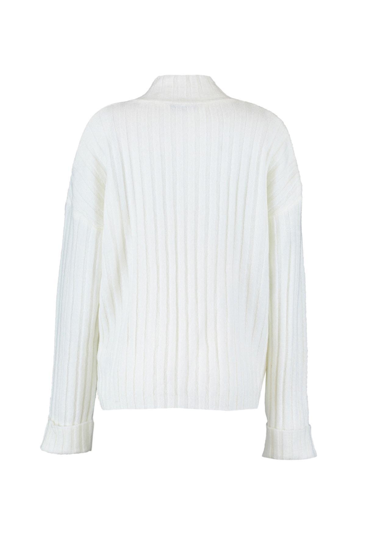 White Oversize Sweater, , large image number 5