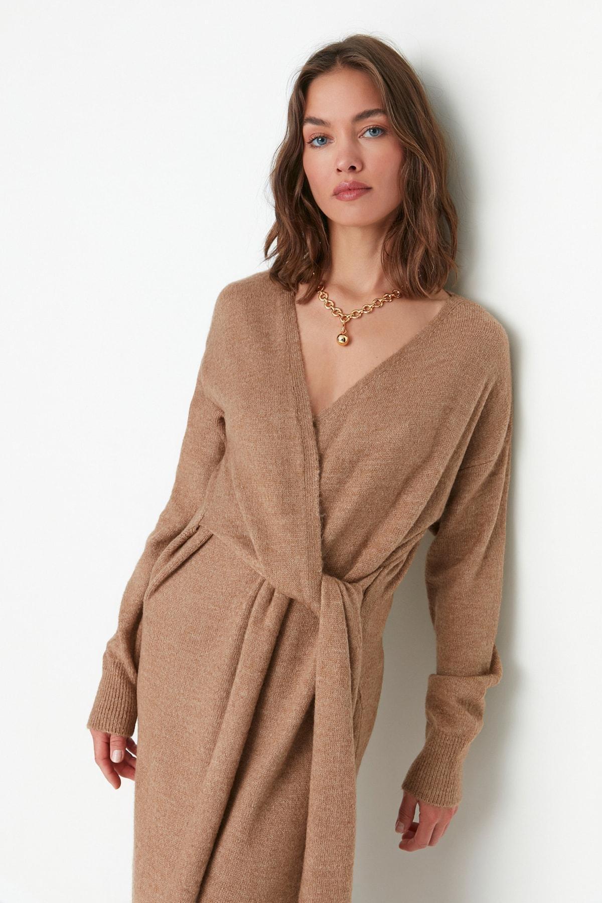 Brown Double-Breasted Off-Shoulder Dress, , large image number 1