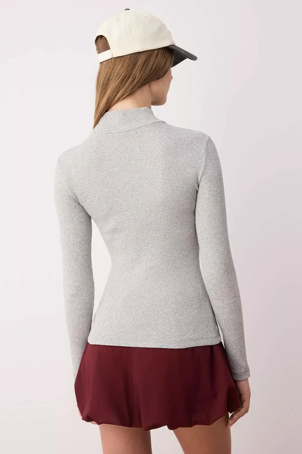 Grey Turtleneck Ribbed Blouse, Gray, large image number 6