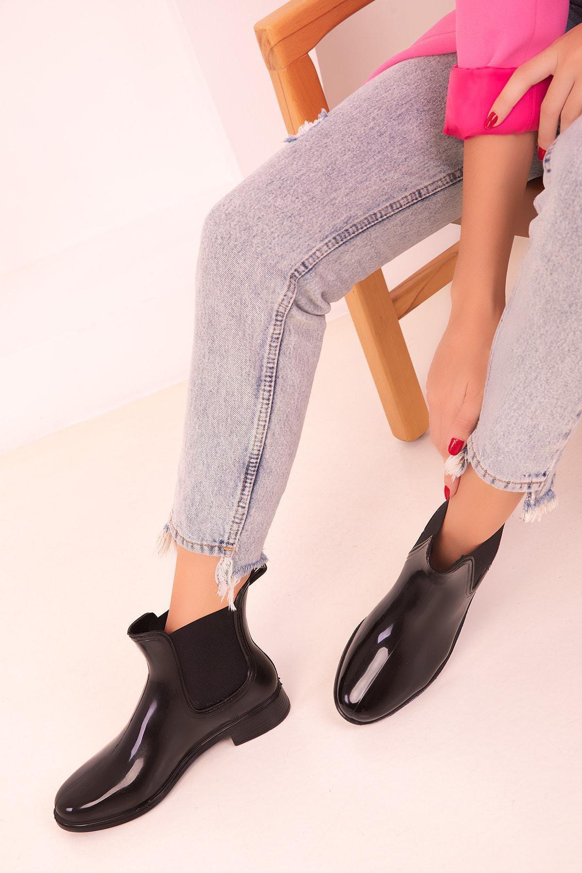Black Glossy Ankle Boots, BLACK, large image number 4