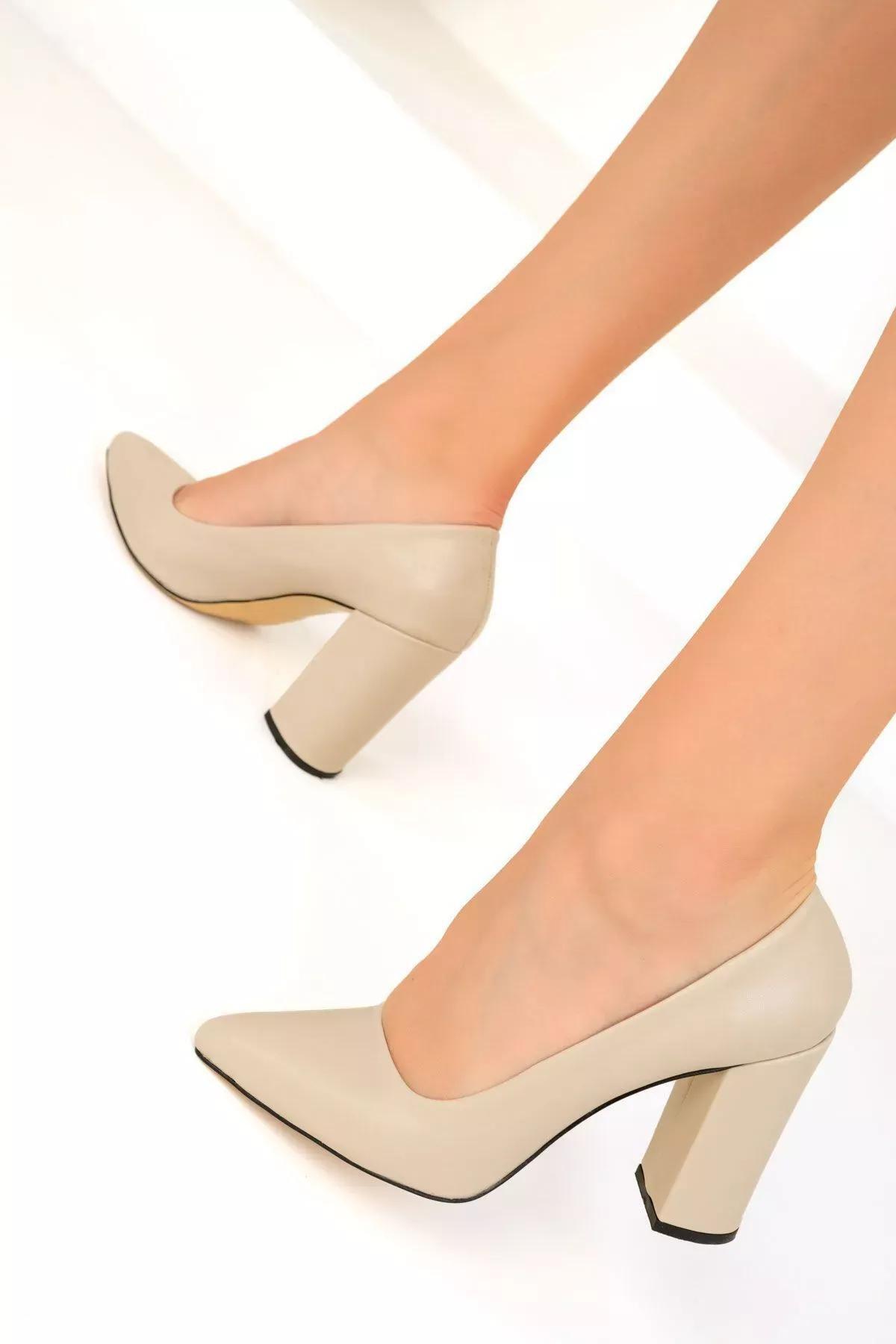 Beige Classic High Heels, , large image number 3