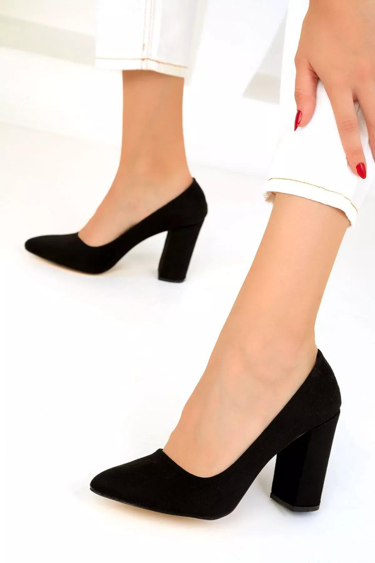Black Suede Classic Heeled Shoes, , large image number 1