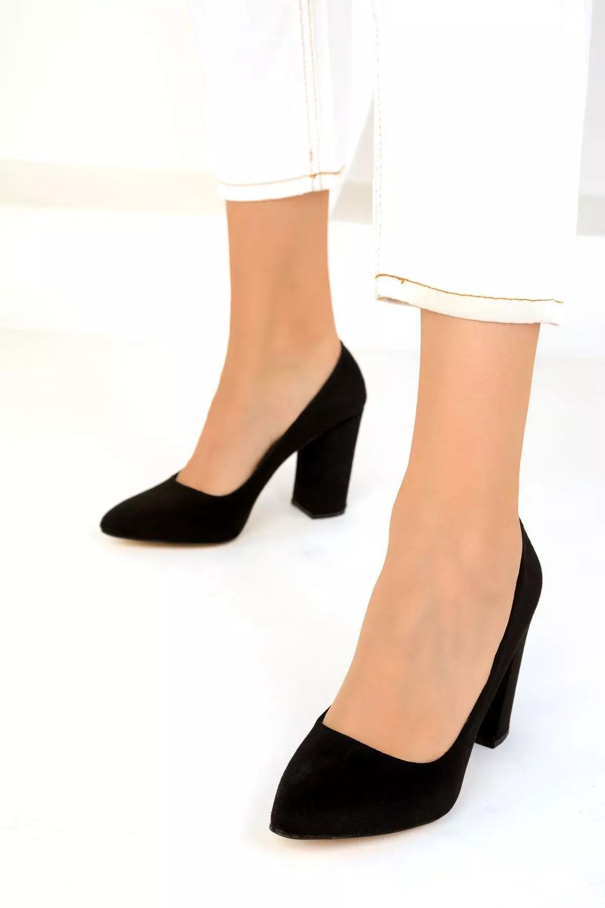 Black Suede Classic Heeled Shoes, , large image number 2