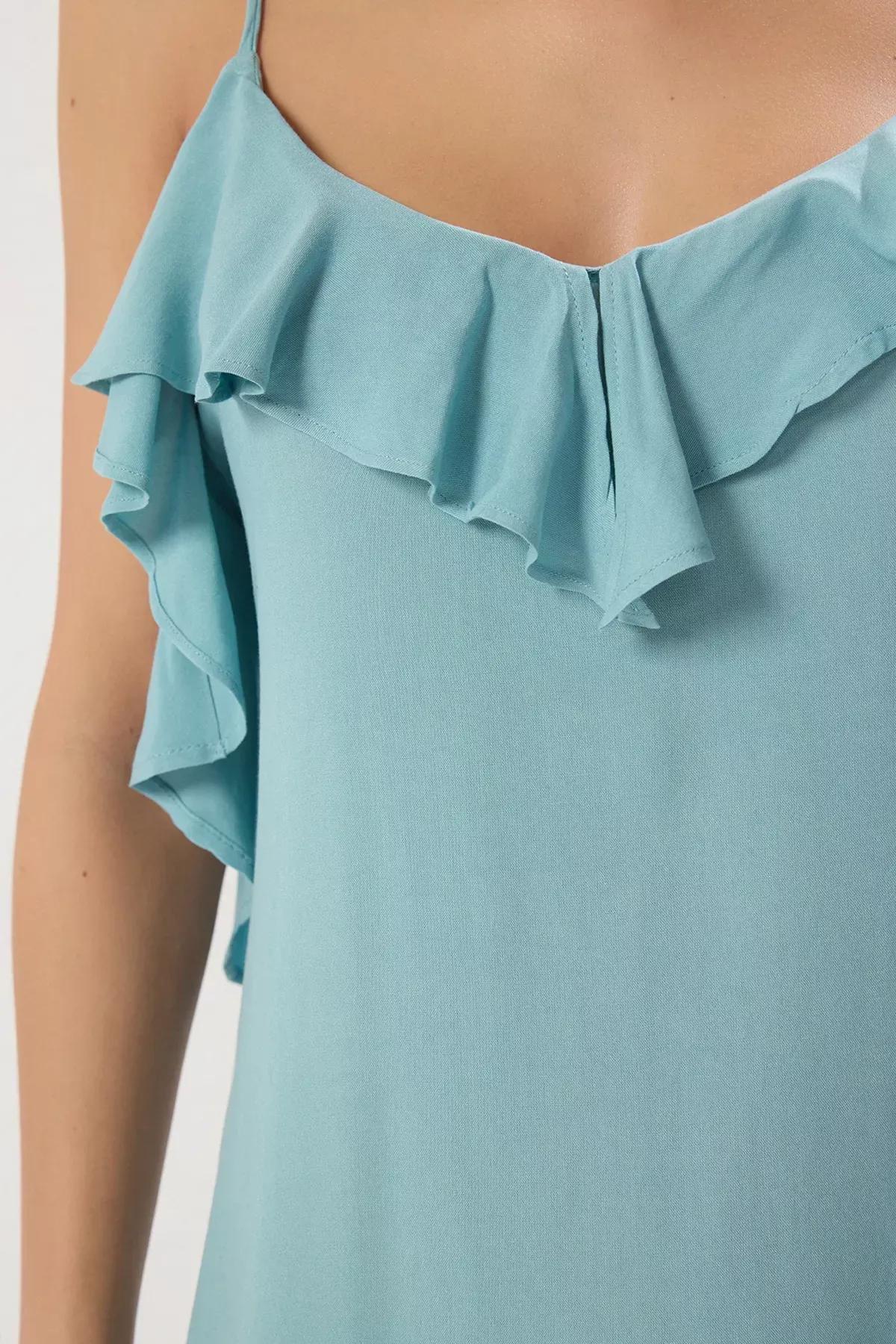 Blue Back Low-Cut Dress, , large image number 3