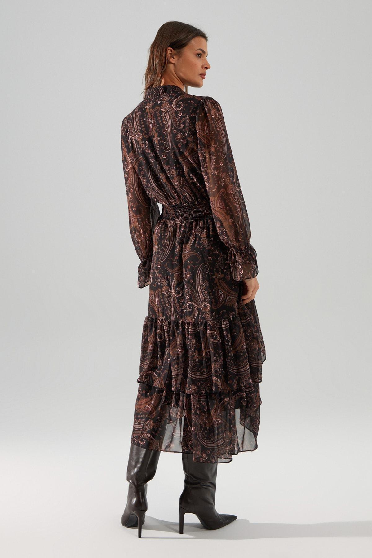 فستان بقصة على شكل حرف A بنمط بيزلي، ألوان متعددة, Multicolor, large image number 4