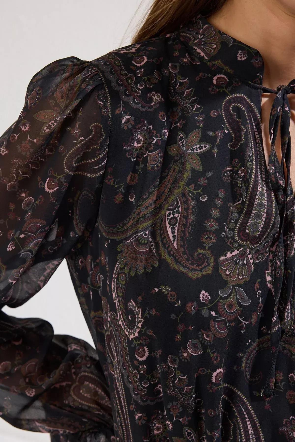 فستان بقصة على شكل حرف A بنمط بيزلي، ألوان متعددة, Multicolor, large image number 6