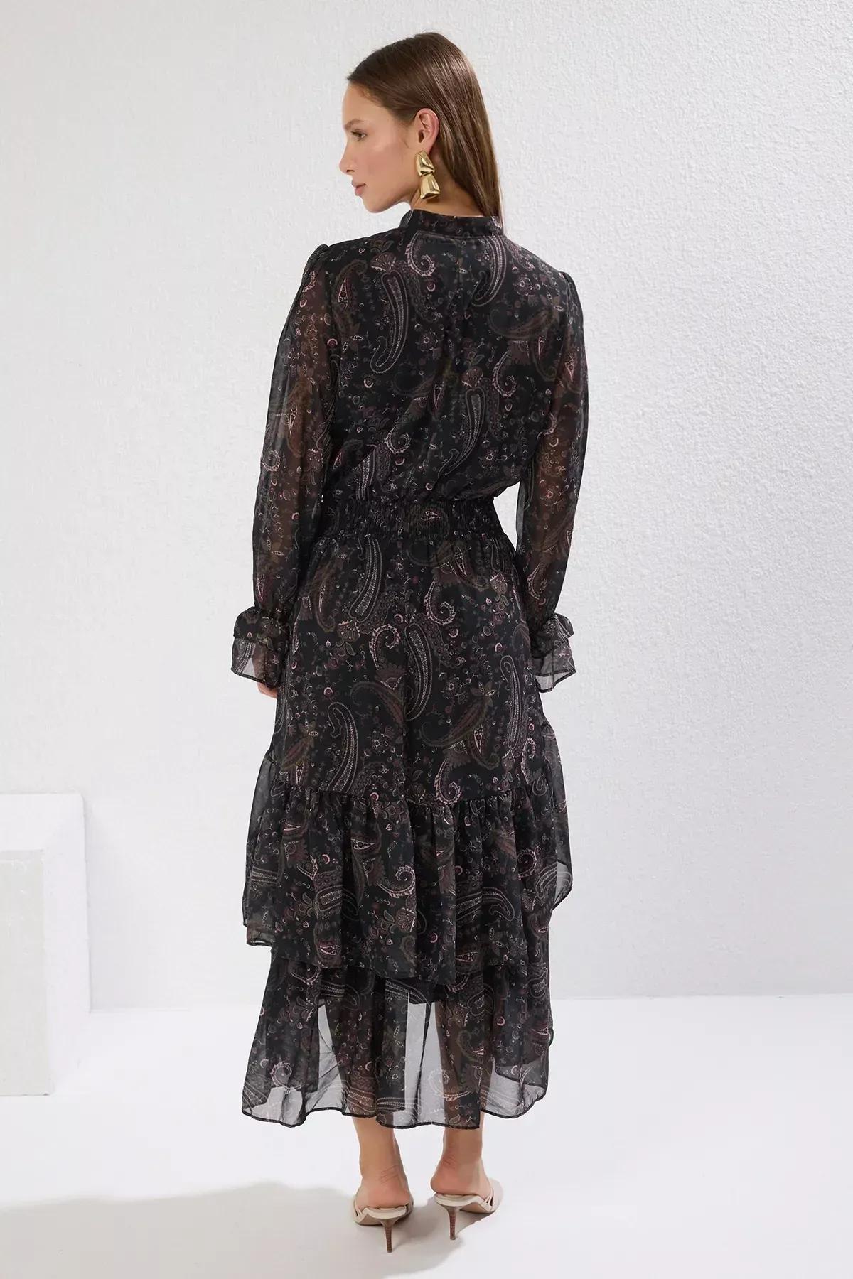 فستان بقصة على شكل حرف A بنمط بيزلي، ألوان متعددة, Multicolor, large image number 7