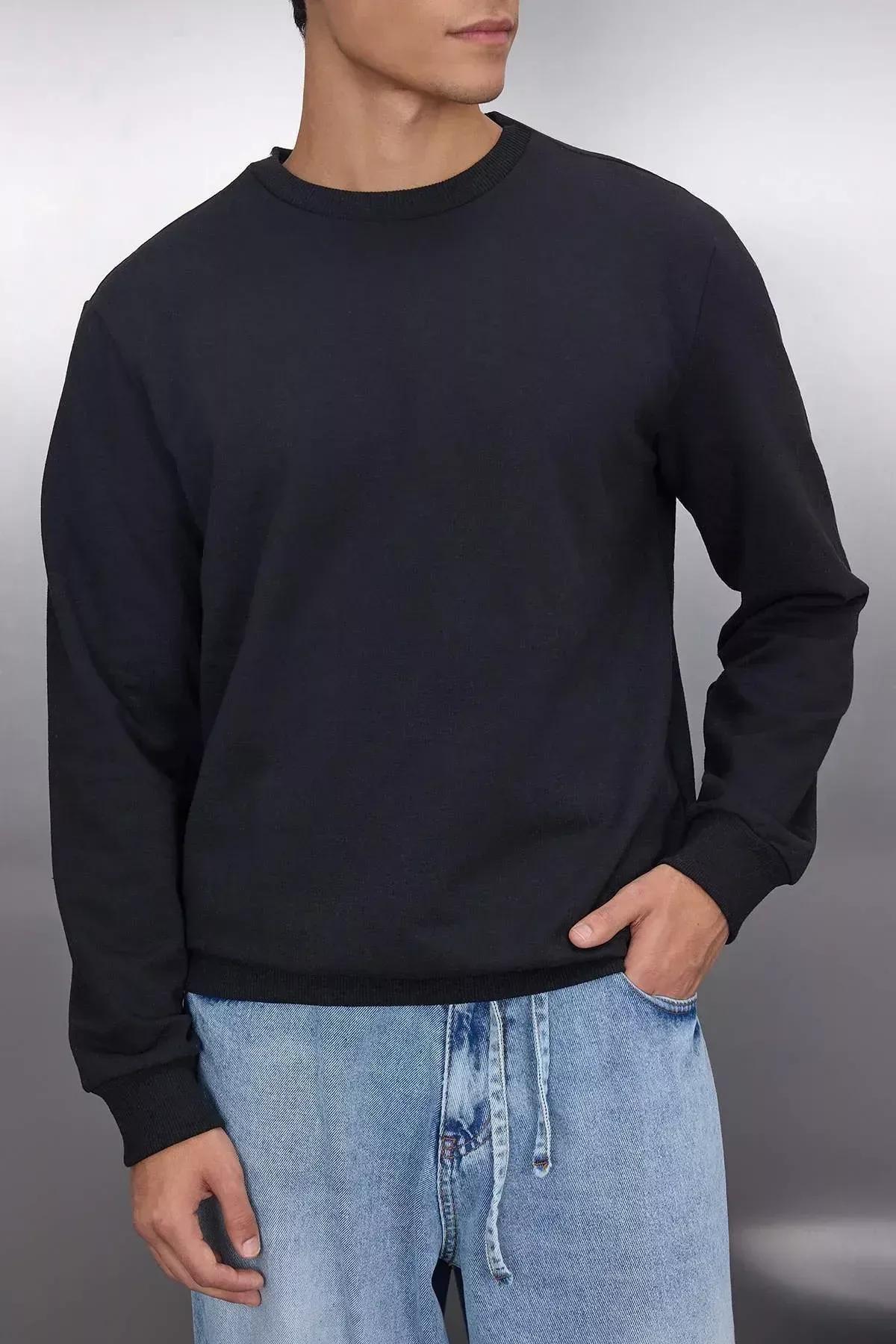 Black Crew Neck Sweatshirt, , large image number 11