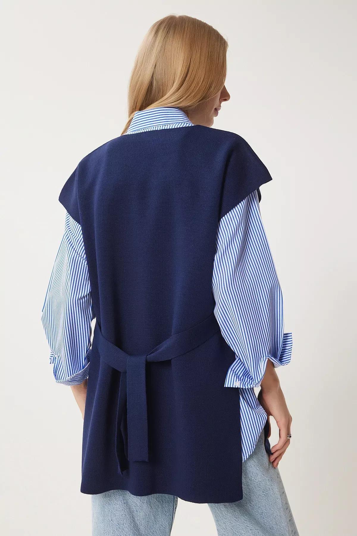 Navy V-Neck Knit Sweater, Navy blue, large image number 3