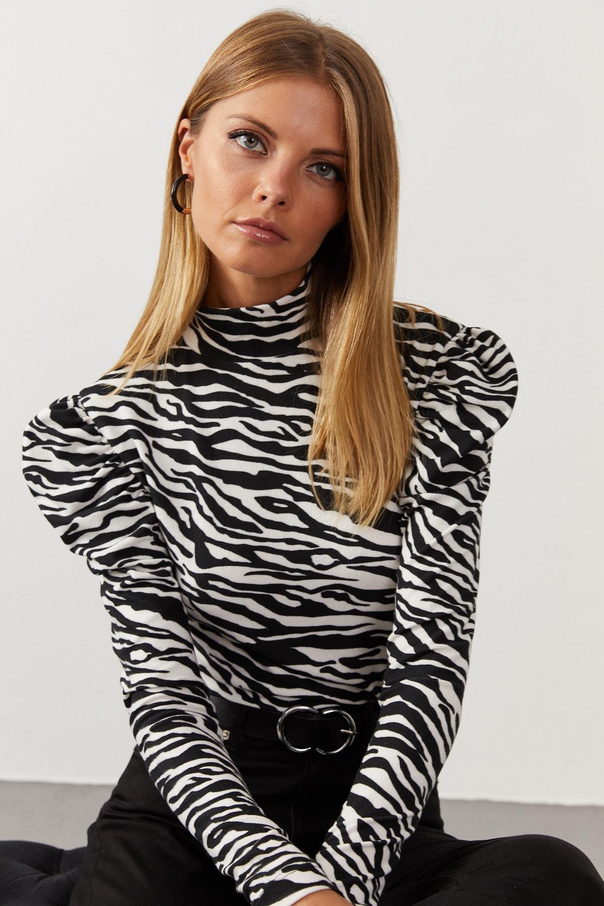 Black Animal Print Turtleneck Blouse, BLACK WHITE, medium
